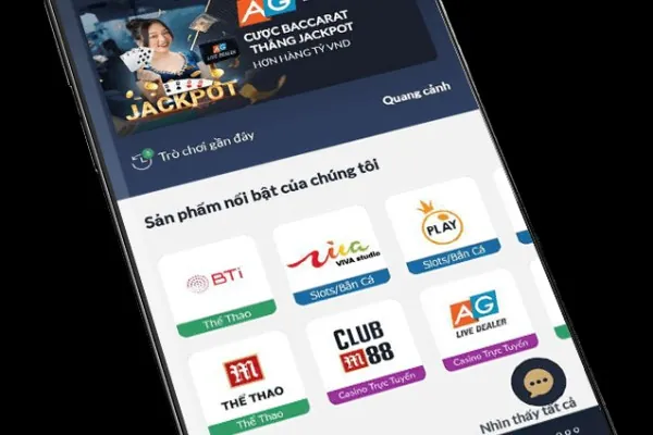 Người chơi đang tham gia casino trực tuyến trên điện thoại