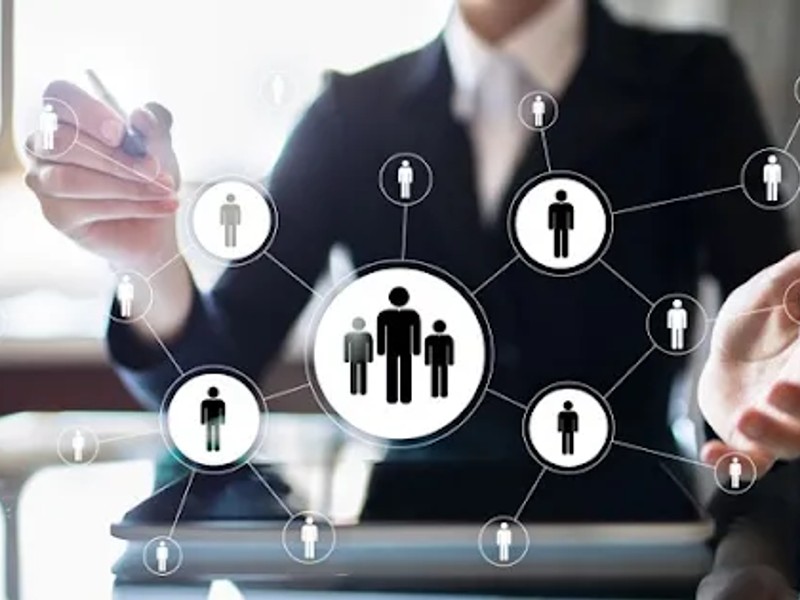 Hình ảnh tượng trưng cho tương lai của luật cá cược, với công nghệ và sự hài hòa toàn cầu.